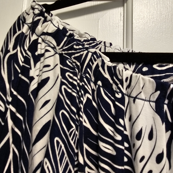 Tommy Bahama top - Picture 5 of 7